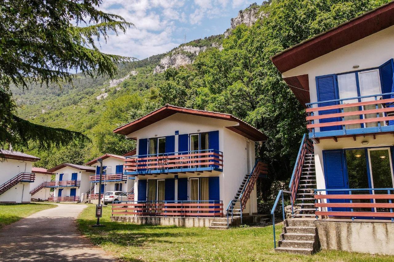 Campsite & Holiday Resort Medveja Buitenkant foto